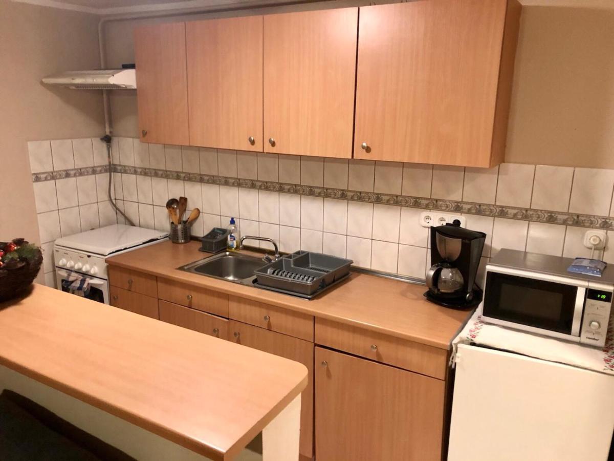 Tulipan Apartman Eger Bagian luar foto