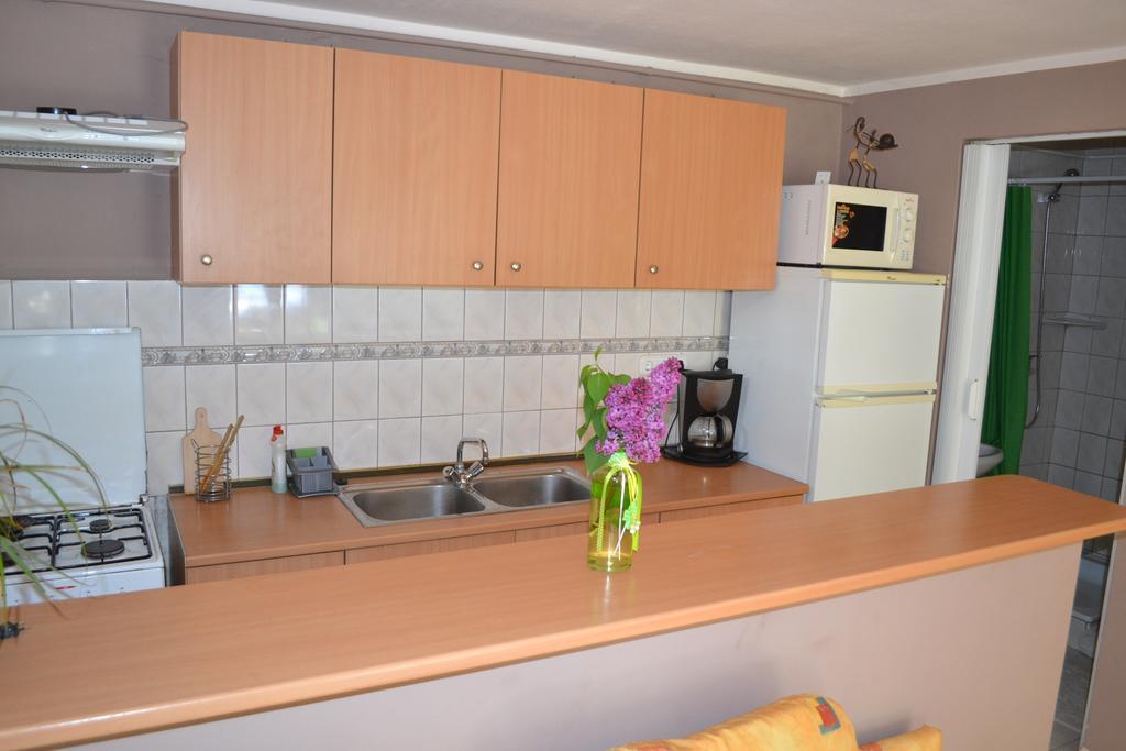 Tulipan Apartman Eger Bagian luar foto